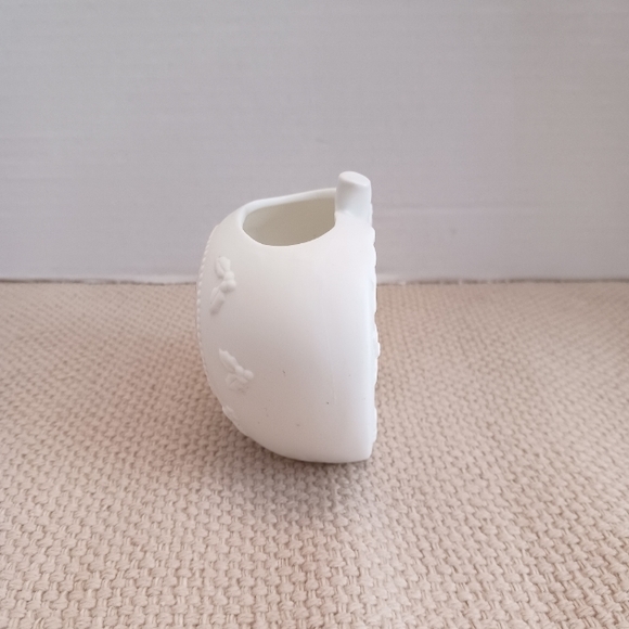 Precious Moments "Love Never Fails" Apple 1995 - Picture 2 of 5